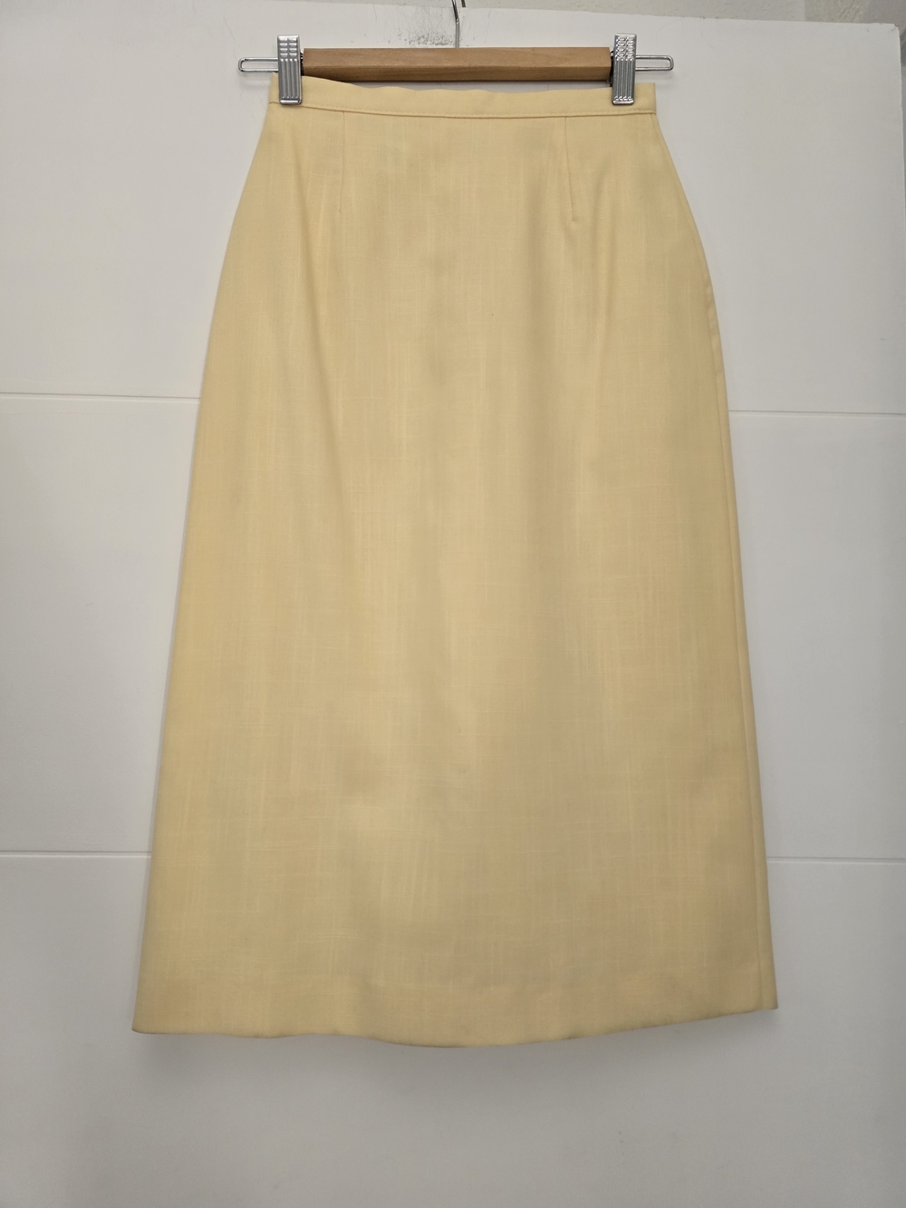 Alexon Vintage Yellow Midi Pencil Skirt Size US 6 Made in Great Britain Lined